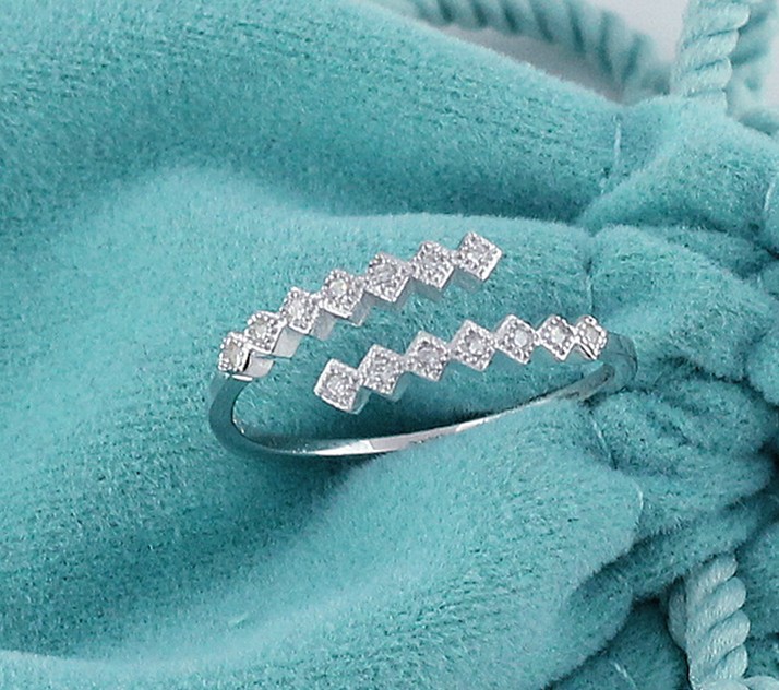 SS11054-4 S925 sterling silver tail ring